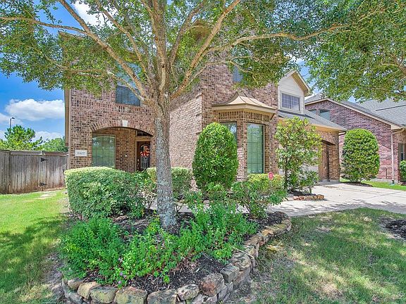 2nd image of 9407 Amethyst Arbor Ln