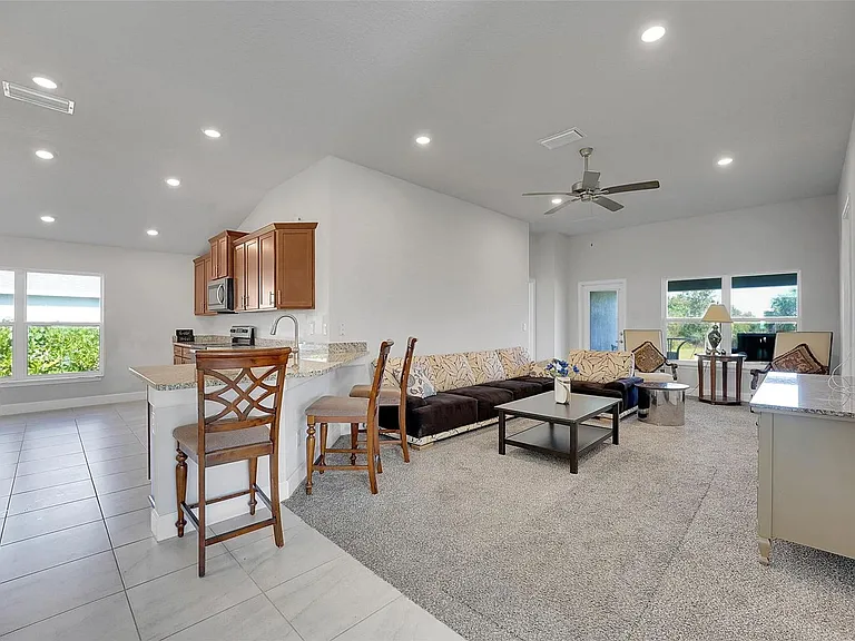 8600 Merano Ave — Photo 8