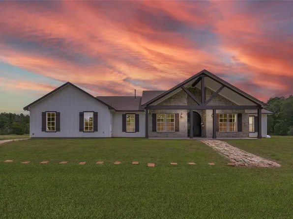 1368 Fm 247 Rd, Huntsville, TX 77320