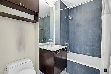 Rented by R New York