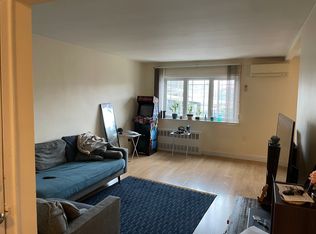 71-14 58th Rd #3, Maspeth, NY 11378