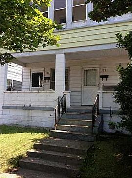 2nd image of 121-123 W 24th St