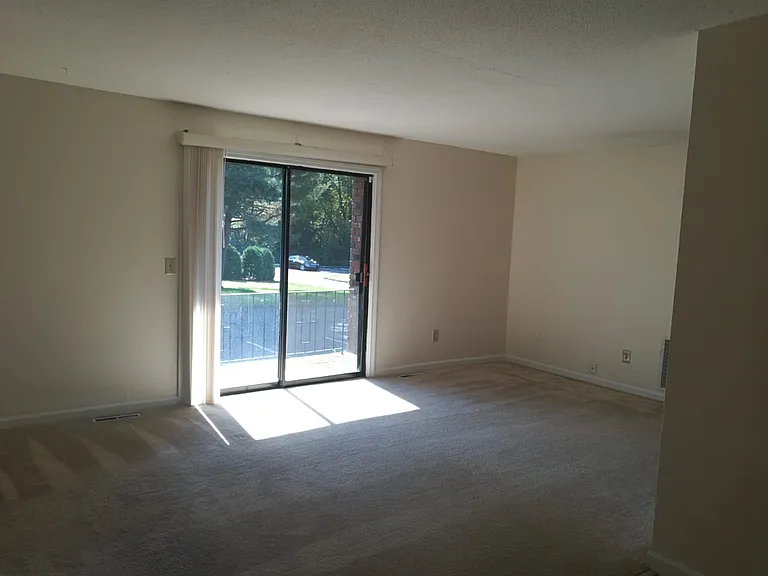 1432 Willard Ave #306 — Photo 7