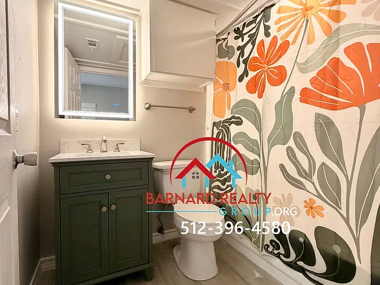 402 Fredericksburg St #8 — Photo 12