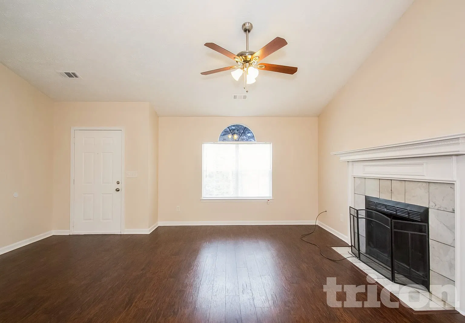 539 Lakeshore Drive Stockbridge GA — Photo 2