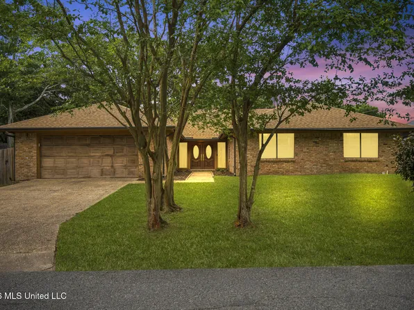 326 Fairview Dr, Biloxi, MS 39531