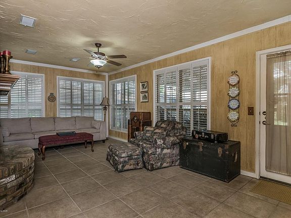 5th image of 7723 Tarrytown Ave