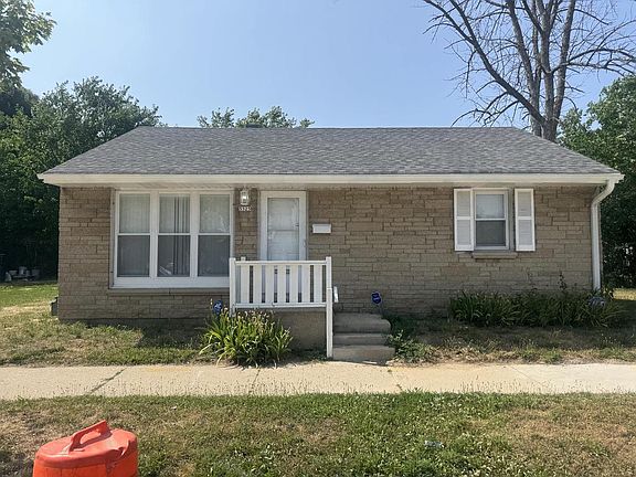 3rd image of 5525 N Long Island DRIVE