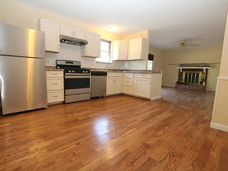 4 Wildway Cir — Photo 2