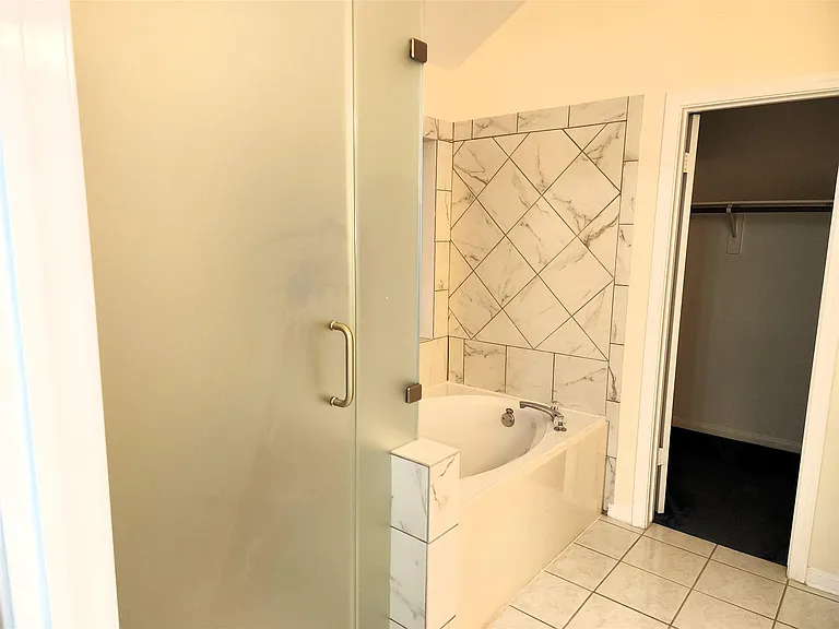 3103 Gatesbury North Dr — Photo 12