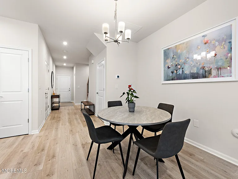 15 Laird Way — Photo 25