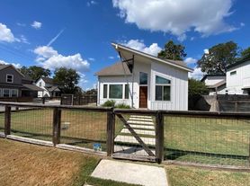 8500 Bowling Green Dr