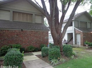 12 Reservoir Heights Dr, Little Rock, AR 72227
