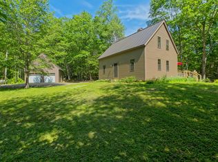 658 Old County Rd, Washington, ME 04574