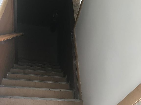 2nd image of 14223 S Stewart Ave