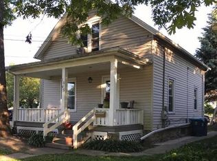 1045 Grand Blvd, Aurora, IL 60505