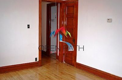 2nd image of 719 S Western Ave APT 3R