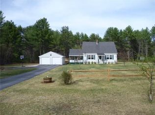 17 Newmans Rd, Fryeburg, ME 04037