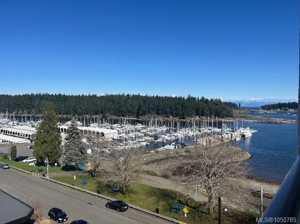 33 Mount Benson St #704, Nanaimo, BC V9S 5L2