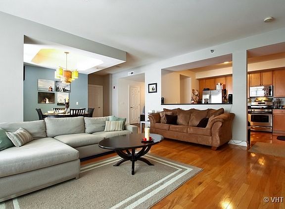 3rd image of 9360 Skokie Blvd #615