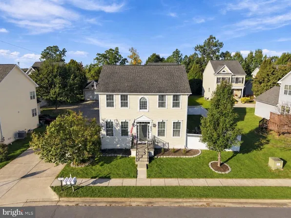 8950 Screech Owl Ct, Gainesville, VA 20155