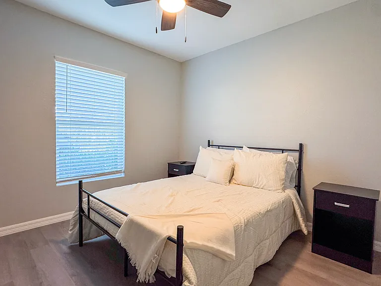 Spacious 3rd bedroom