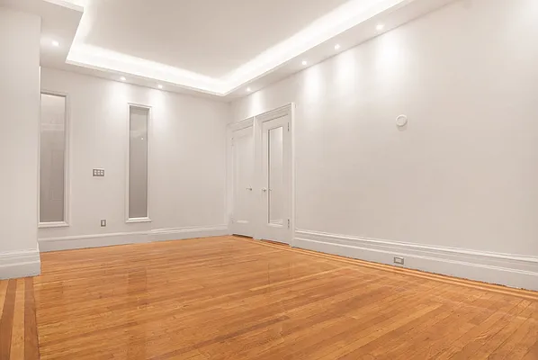 Rented by WAM Partners - William Moses Co. | media 8