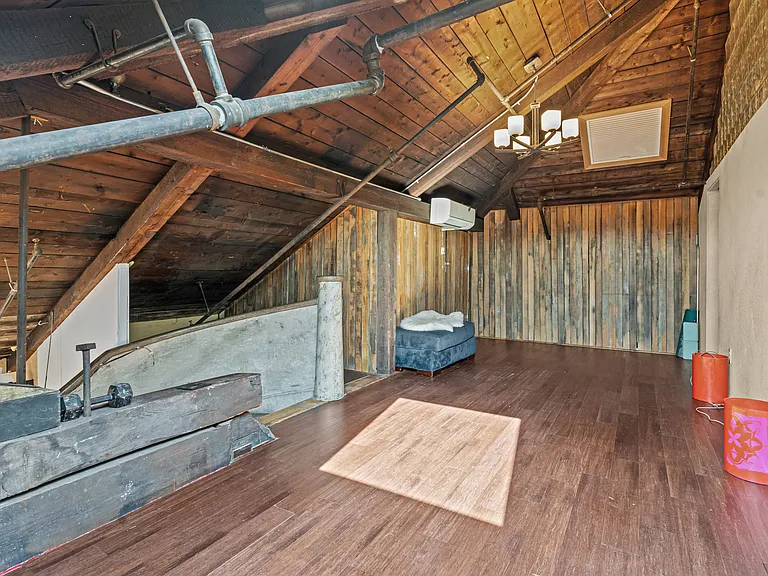532 Kinsley Ave #205 — Photo 42
