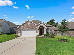 200 Racetrack Ln, Montgomery, TX 77356