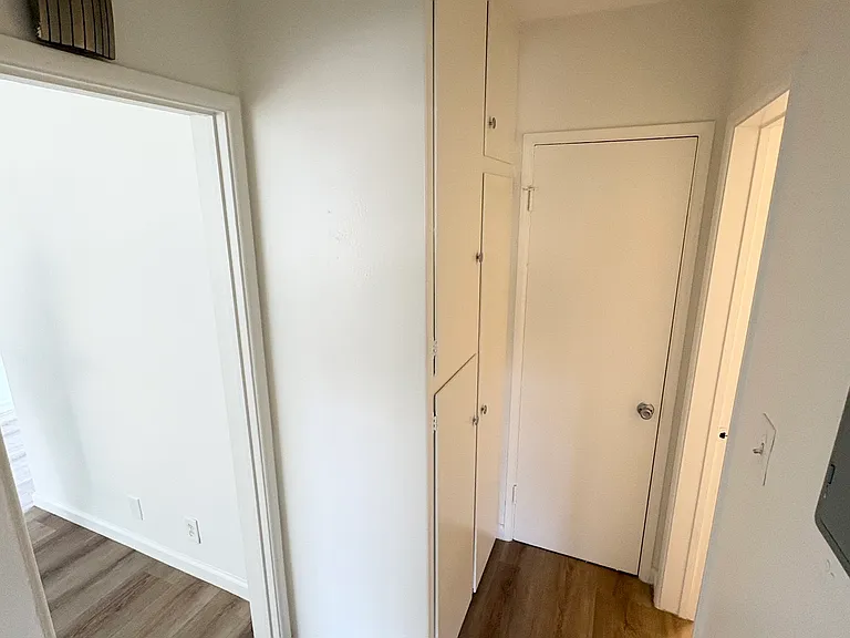 3700 E 4th St #2 — Photo 9