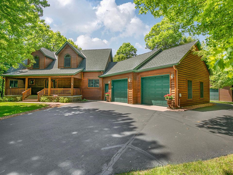 1st image of 38151 Wilderness Ct