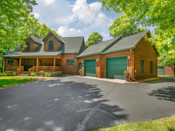 38151 Wilderness Ct, Sartell, MN 56377