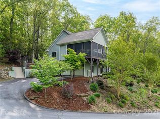 21 Sugar Maple Dr, Mills River, NC 28759