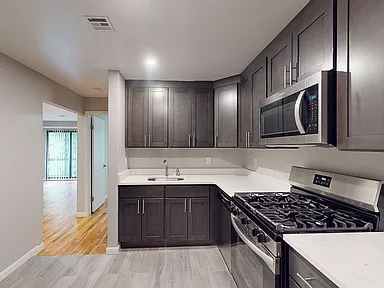 Android Apartment ピクチャーバイナル　レコード Luxury Apartments for Rent in Murray Hill | 685 First Ave