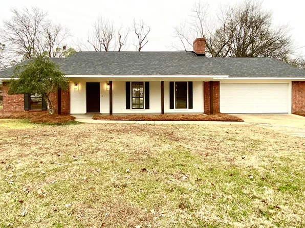 2102 Fillmore Dr, Tupelo, MS 38801