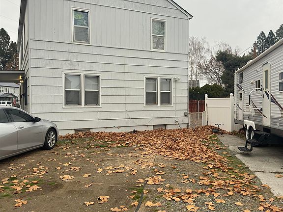 4th image of 1400 Thayer Dr