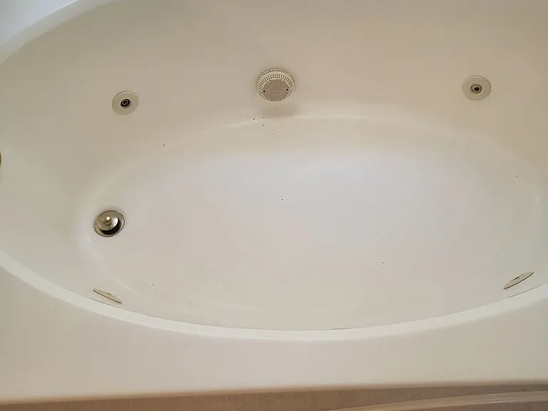 5049 Pine Lake Ct — Photo 12