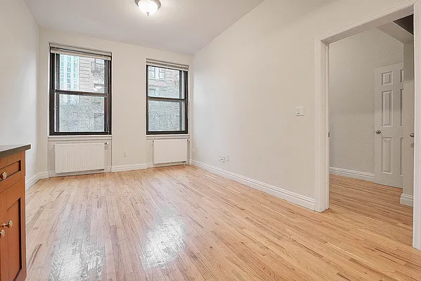 Rented by Oxford Property Group | media 25