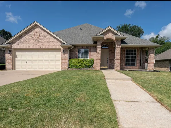 302 Howard Way Dr, Aledo, TX 76008