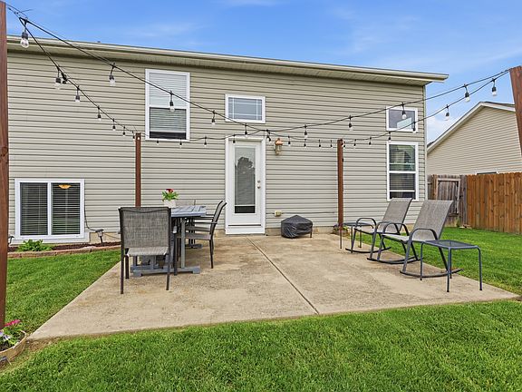5th image of 611 Melrose Ct