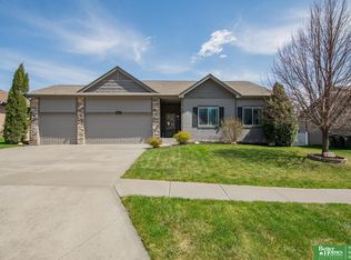 10017 S 203rd St, Gretna, NE 68028