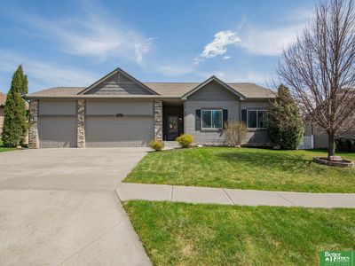10017 S 203rd St, Gretna, NE, 68028