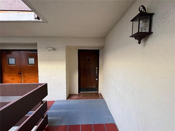 5th image of 9030 SW 125th Ave #E307