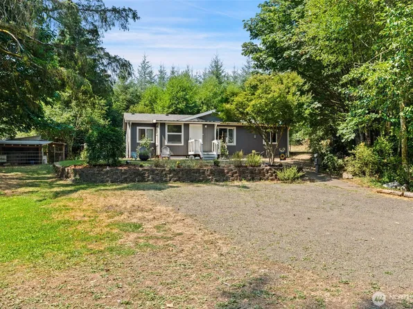 960 E Dawn Drive, Allyn, WA 98524