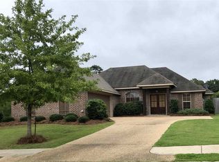 104 Jordan Dr, Brandon, MS 39047