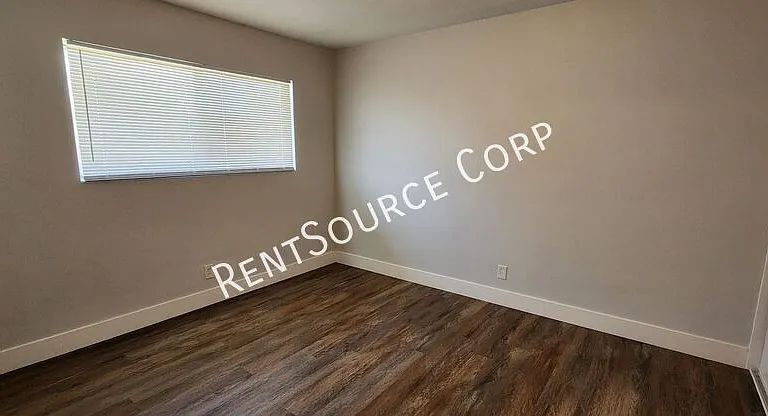 850 N Redding Way #C — Photo 18