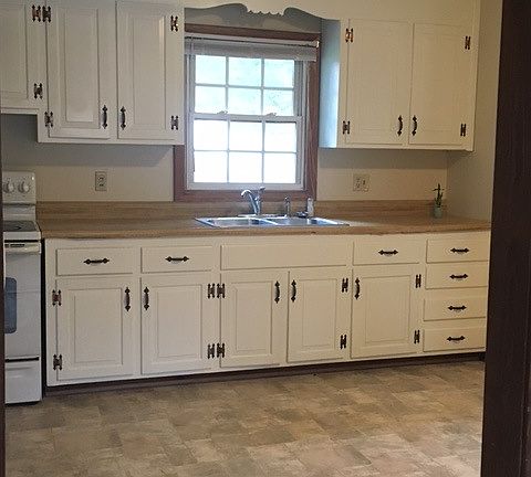 2nd image of 1124 Fairbank Ln
