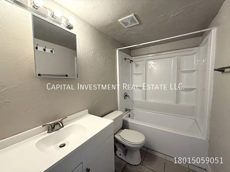2531 S Parkcrest Dr #1 — Photo 9