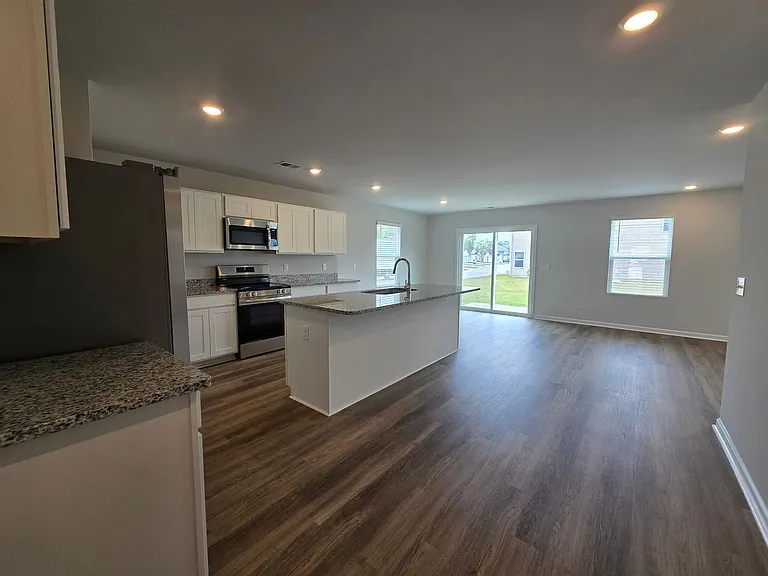 272 Mandolin Ct SW — Photo 16