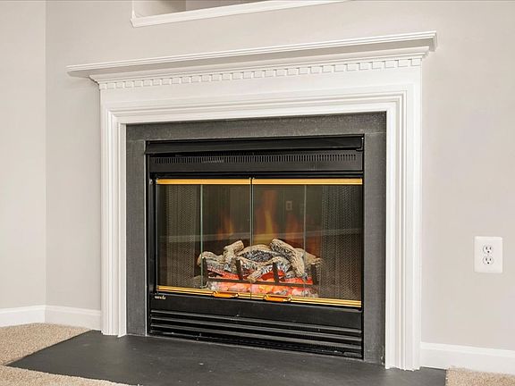 5th image of 2509 Shelley Cir Unit 2D
